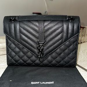 YSL ENVELOPE MEDIUM CHAIN BAG IN MIX MATELASSÉ GRAIN DE POUDRE EMBOSSED LEATHER
